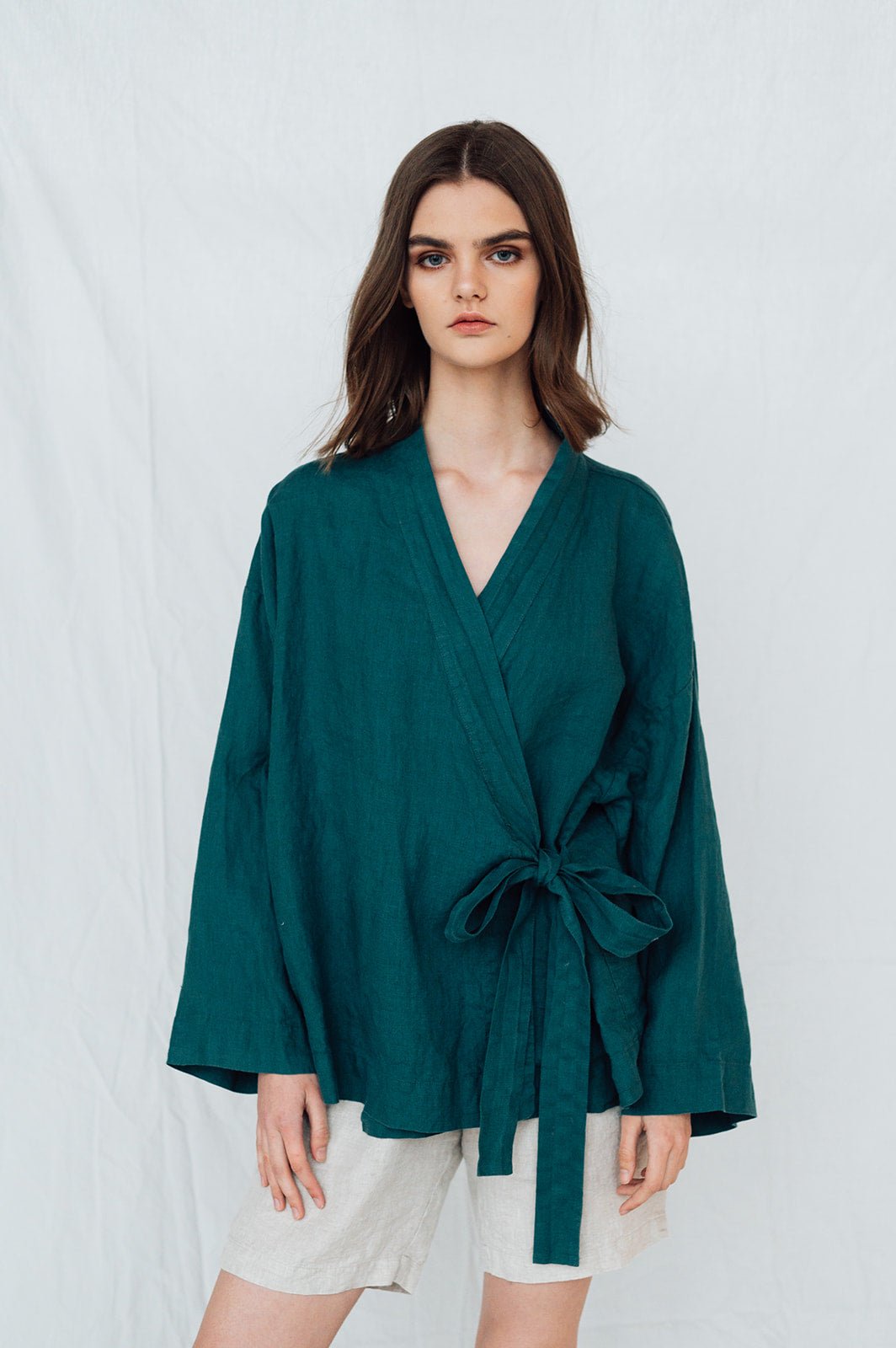 AJO wrap shirt white - MOO Linen Shop