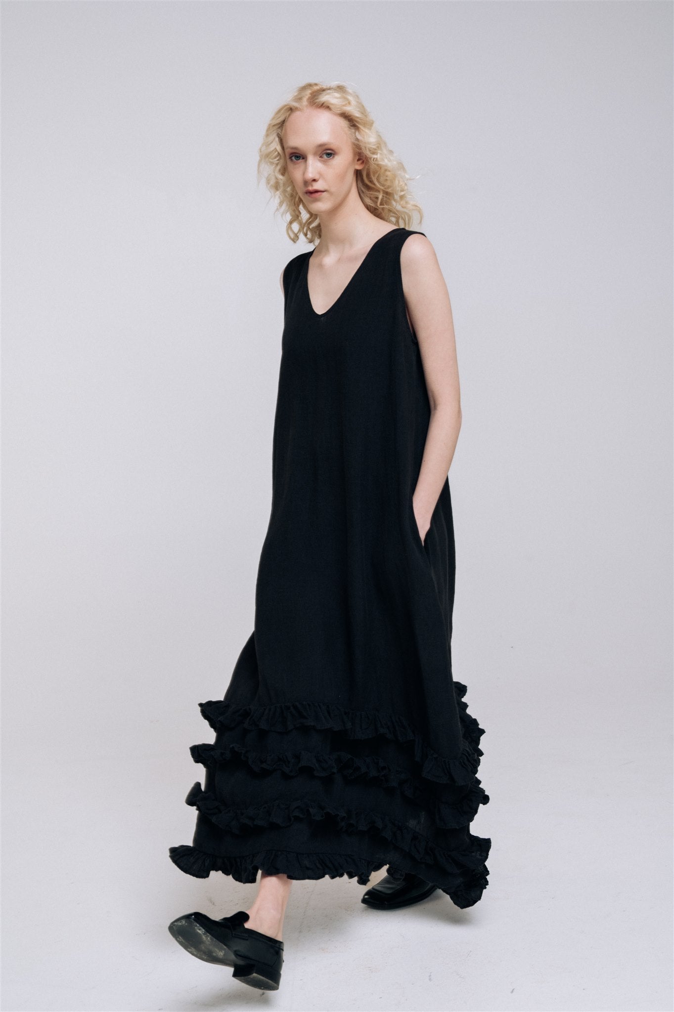 CAROLINE maxi dress black - MOO Linen Shop