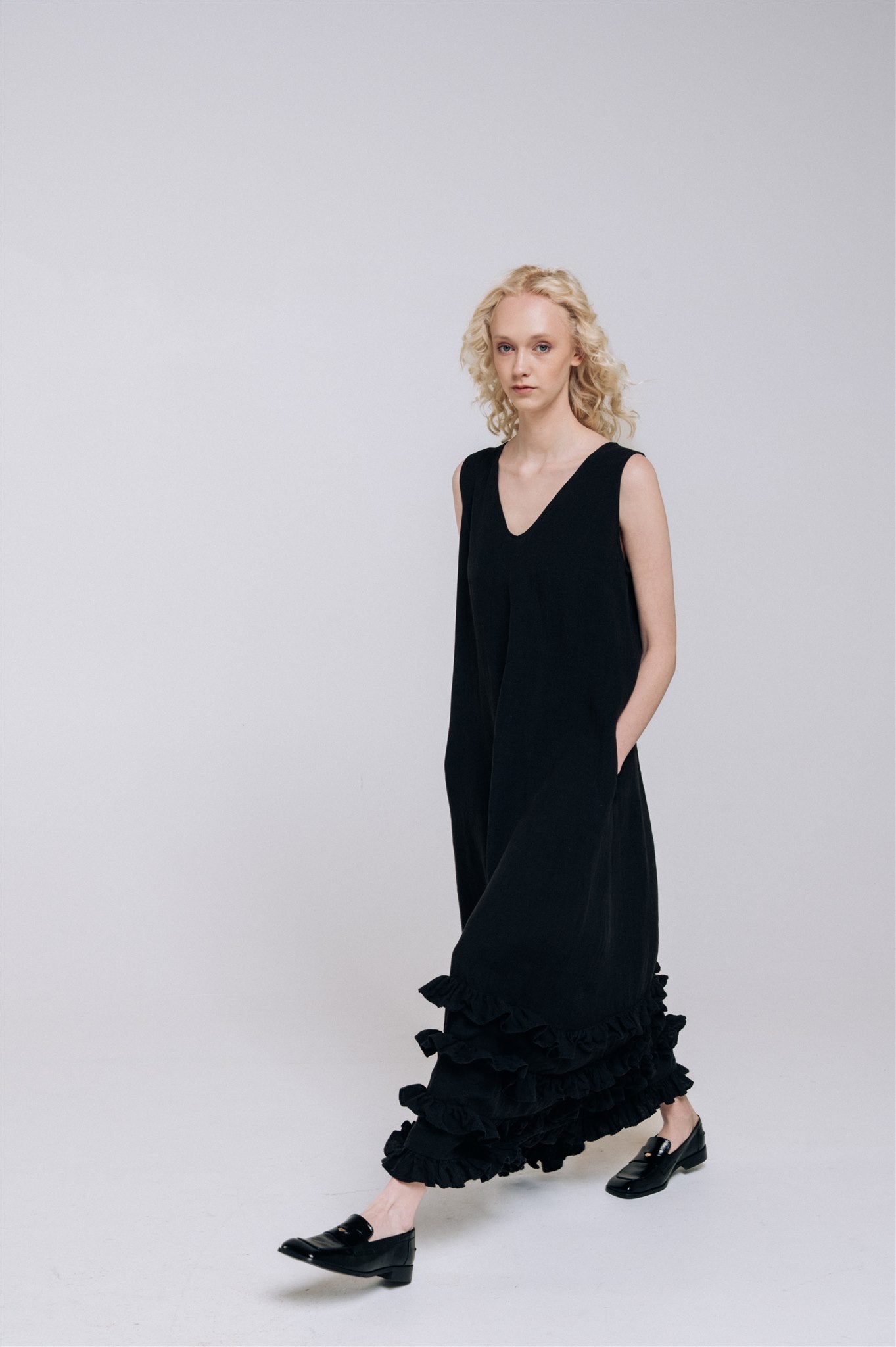 CAROLINE maxi dress black - MOO Linen Shop