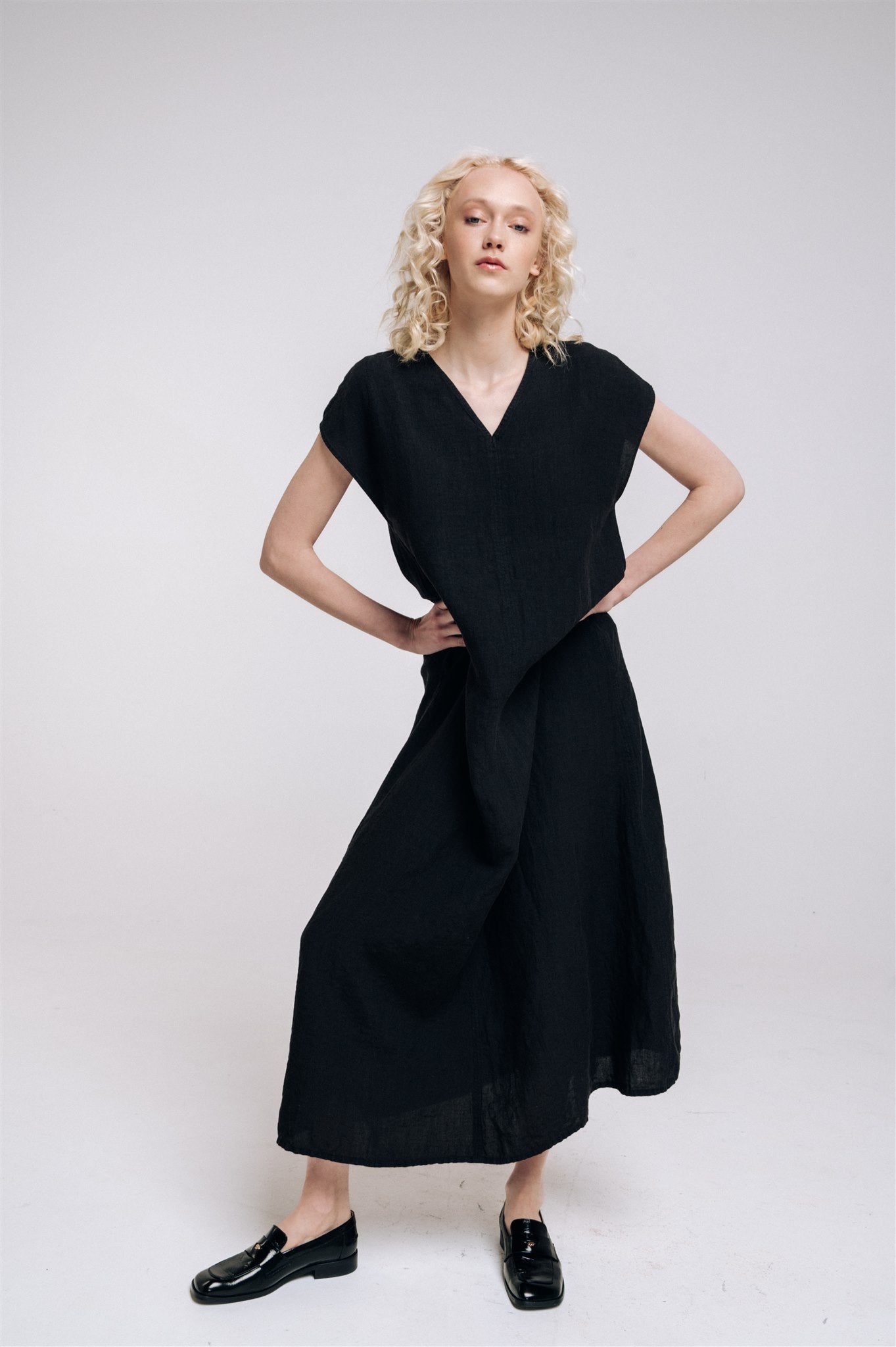 DOR maxi dress charcoal - MOO Linen Shop