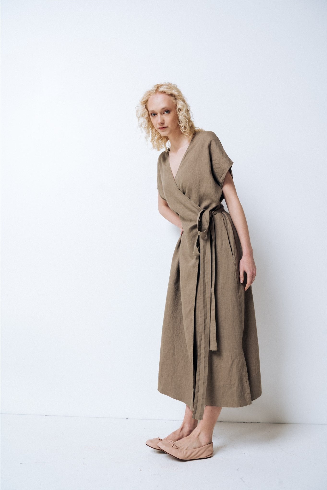 EMILY wrap dress khaki - MOO Linen Shop