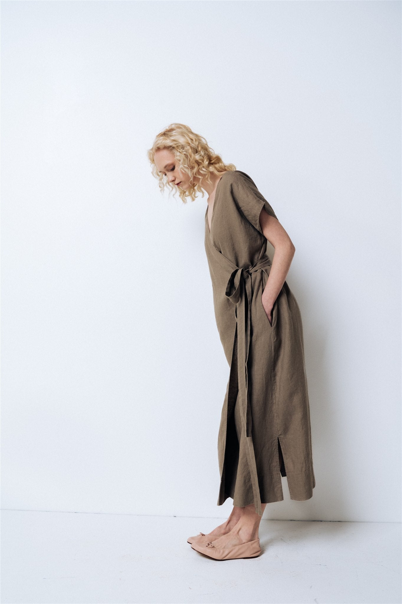 EMILY wrap dress khaki - MOO Linen Shop