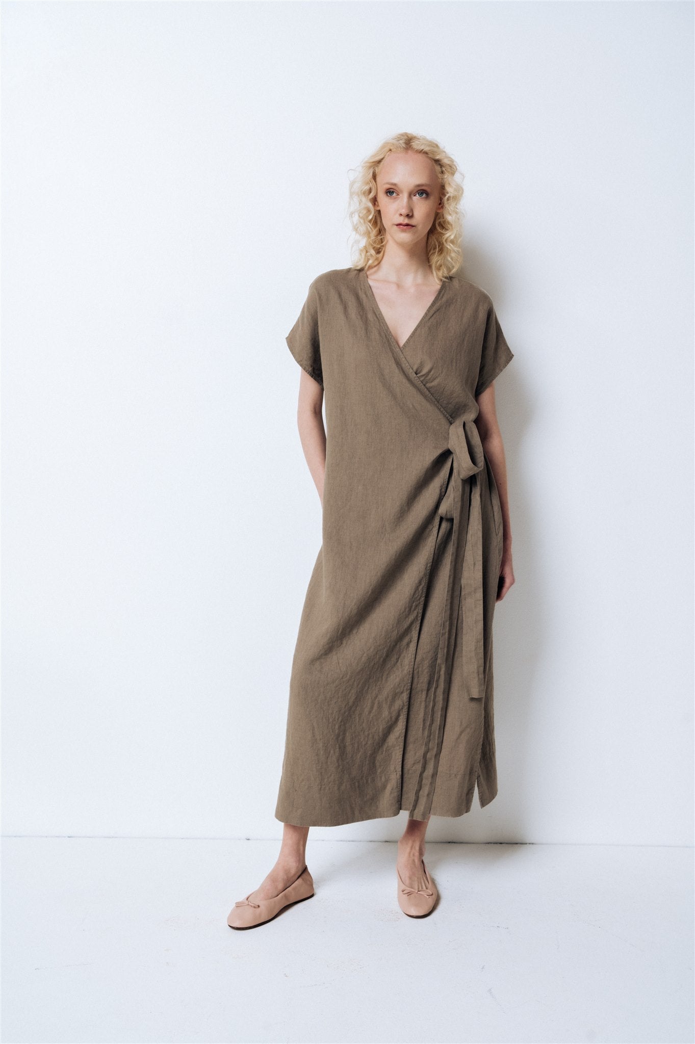 EMILY wrap dress khaki - MOO Linen Shop