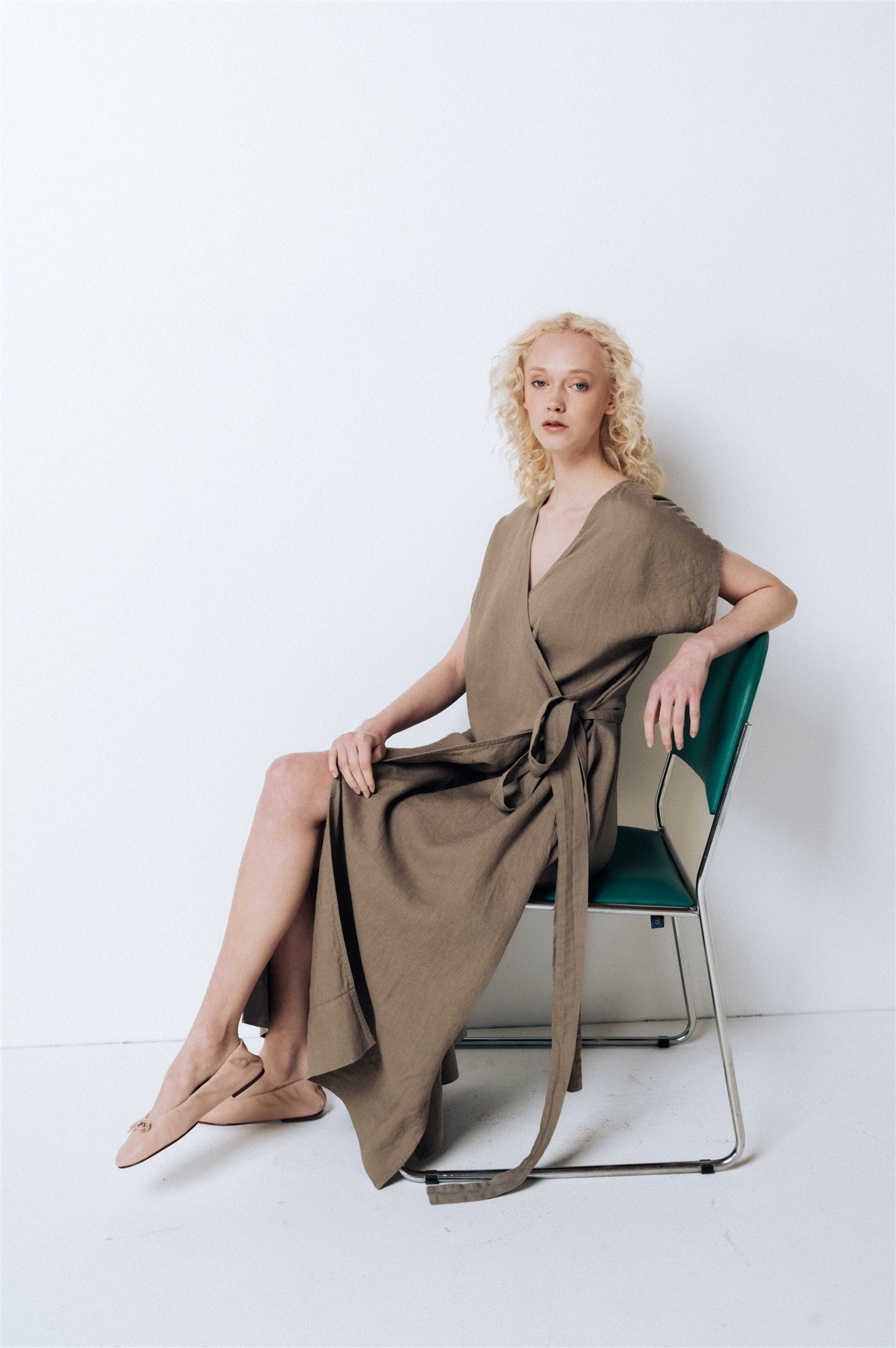 EMILY wrap dress khaki - MOO Linen Shop