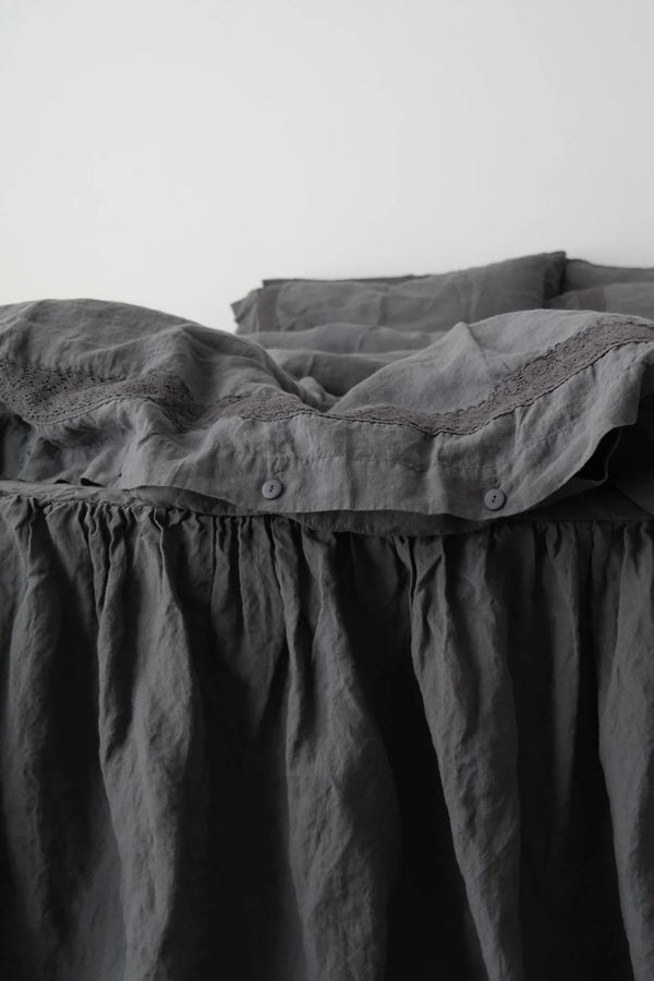 Bed skirt  dust ruffle  SMOTH GREY