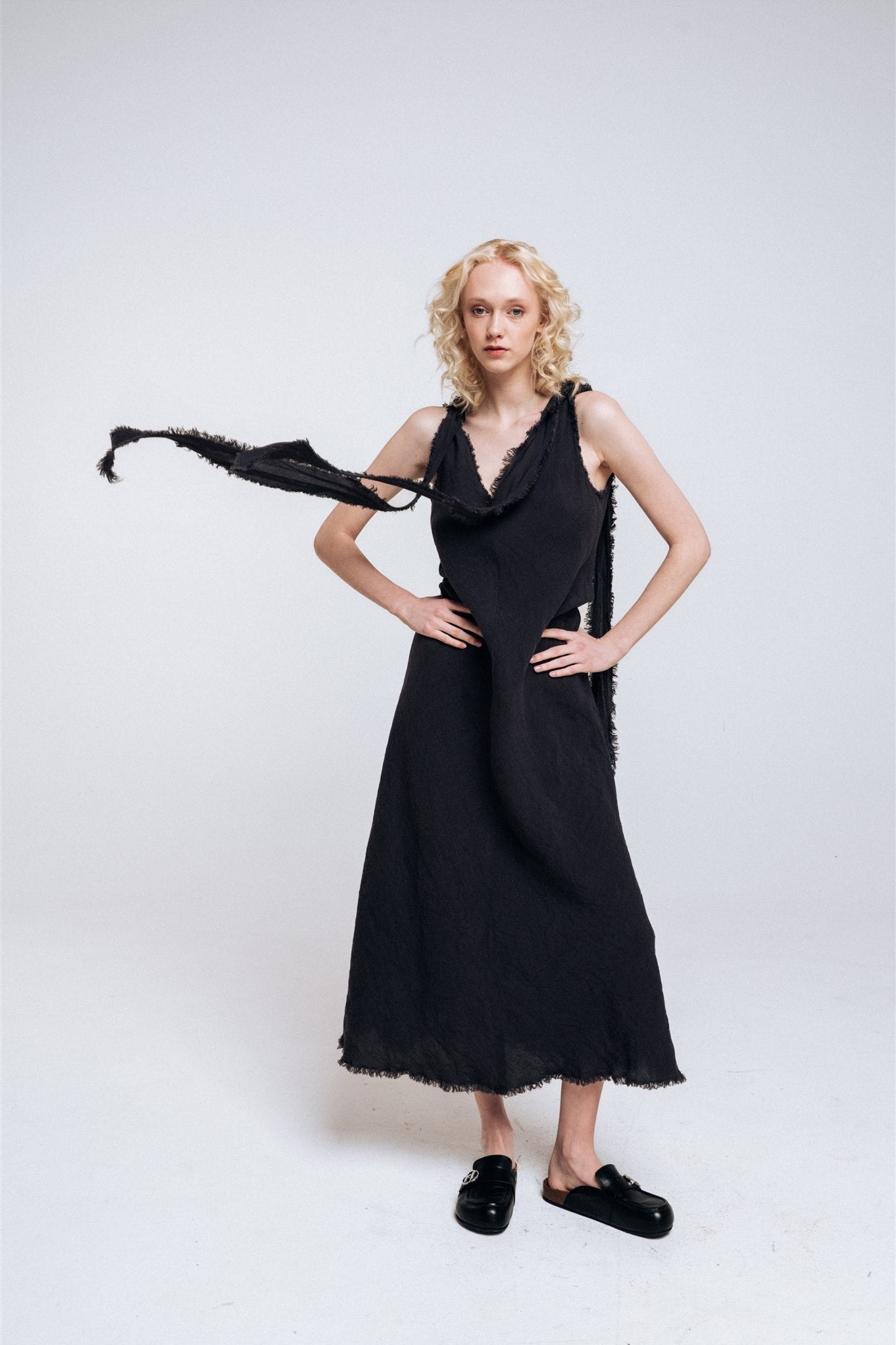 JILY linen maxi dress charcoal - MOO Linen Shop