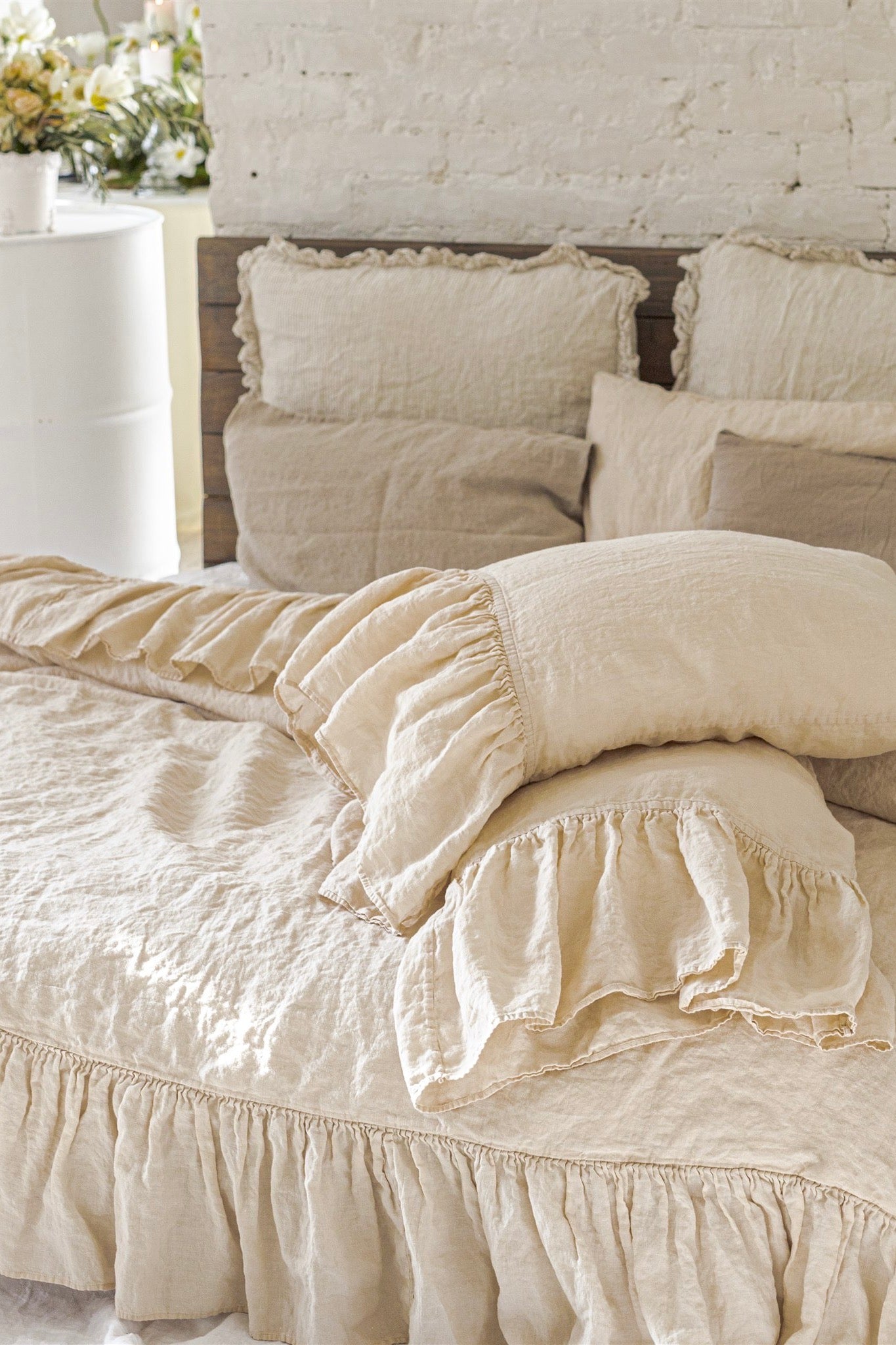 LONG ruffle pillowcase SET white - MOO Linen Shop