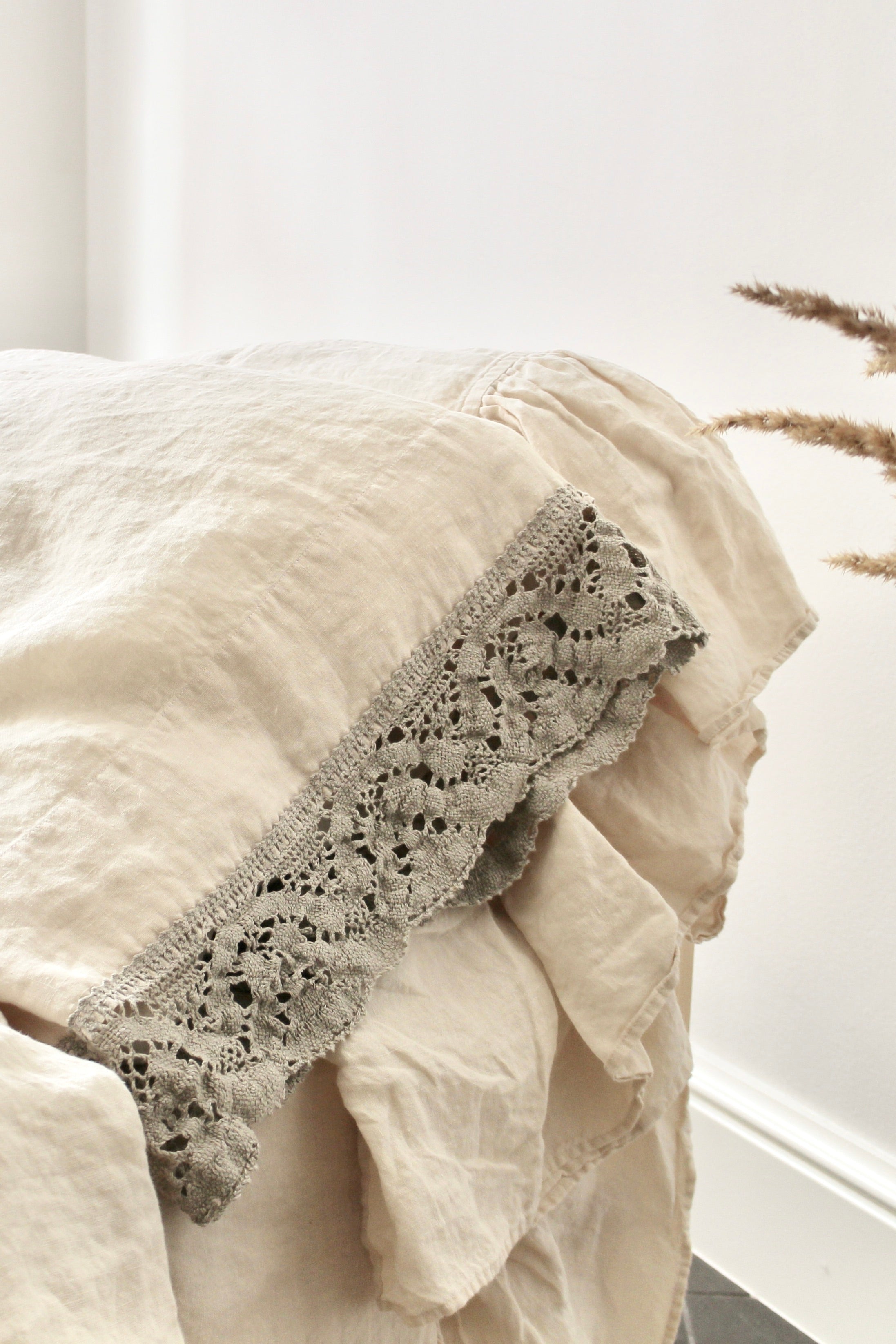 Pillowcase LACE SET cream with natural lace - MOO Linen Shop