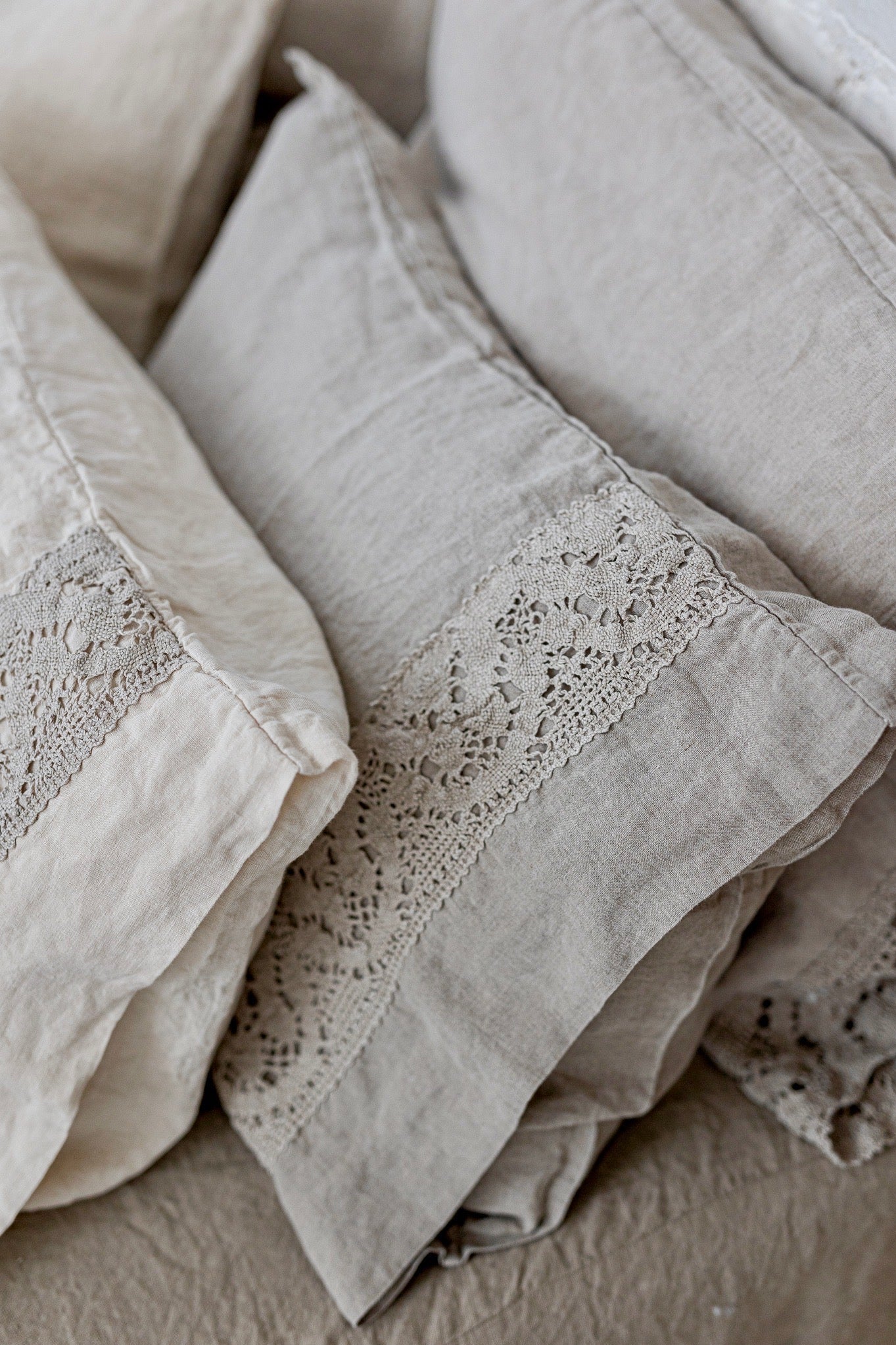 Pillowcase SET envelope LACE cream with natural lace - MOO Linen Shop