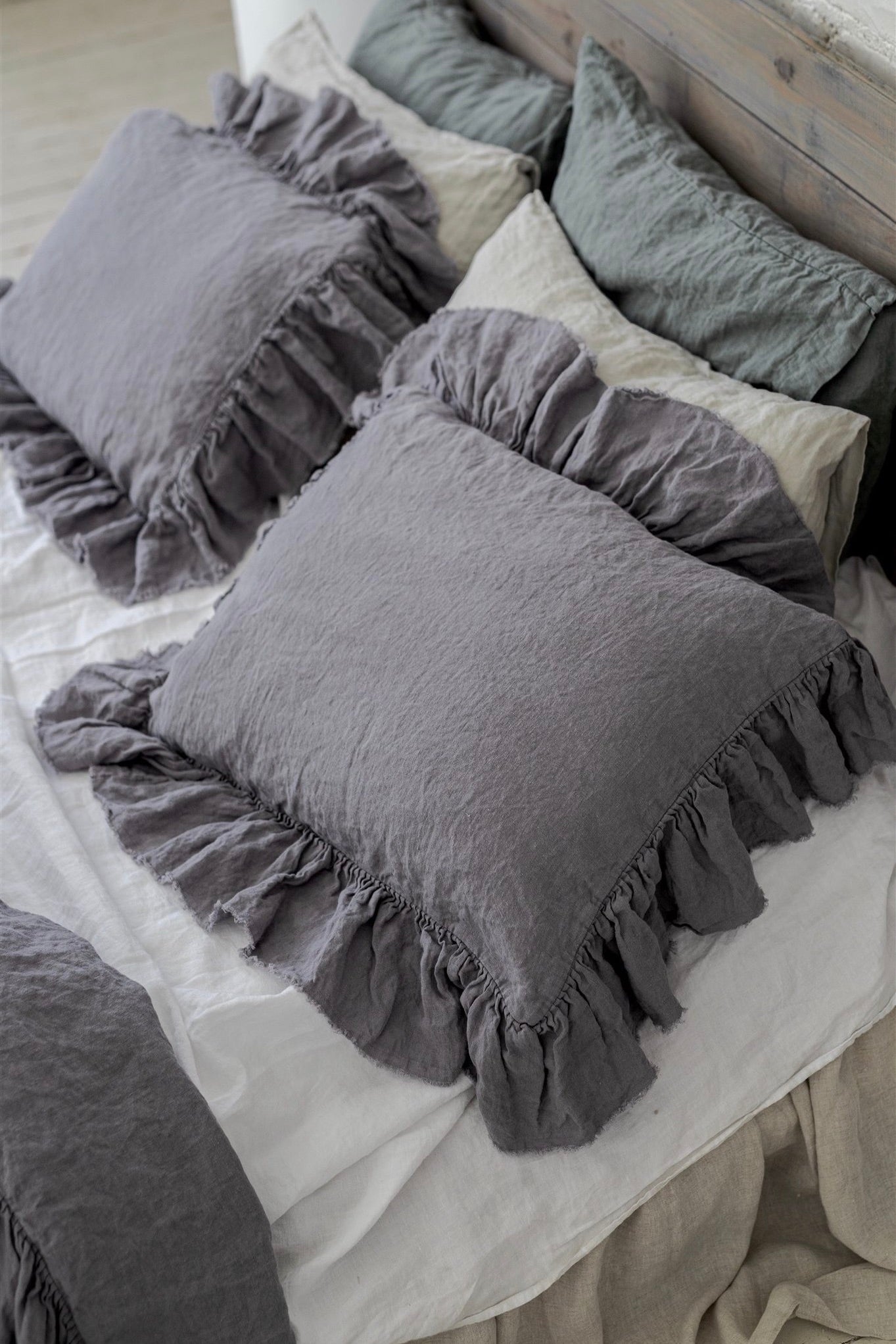 RAW EDGE ruffle pillowcase SET white - MOO Linen Shop