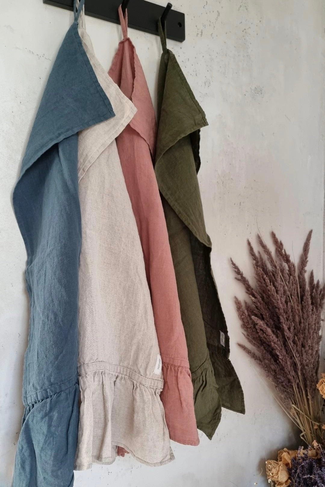 Ruffle linen TOWEL natural - MOO Linen Shop