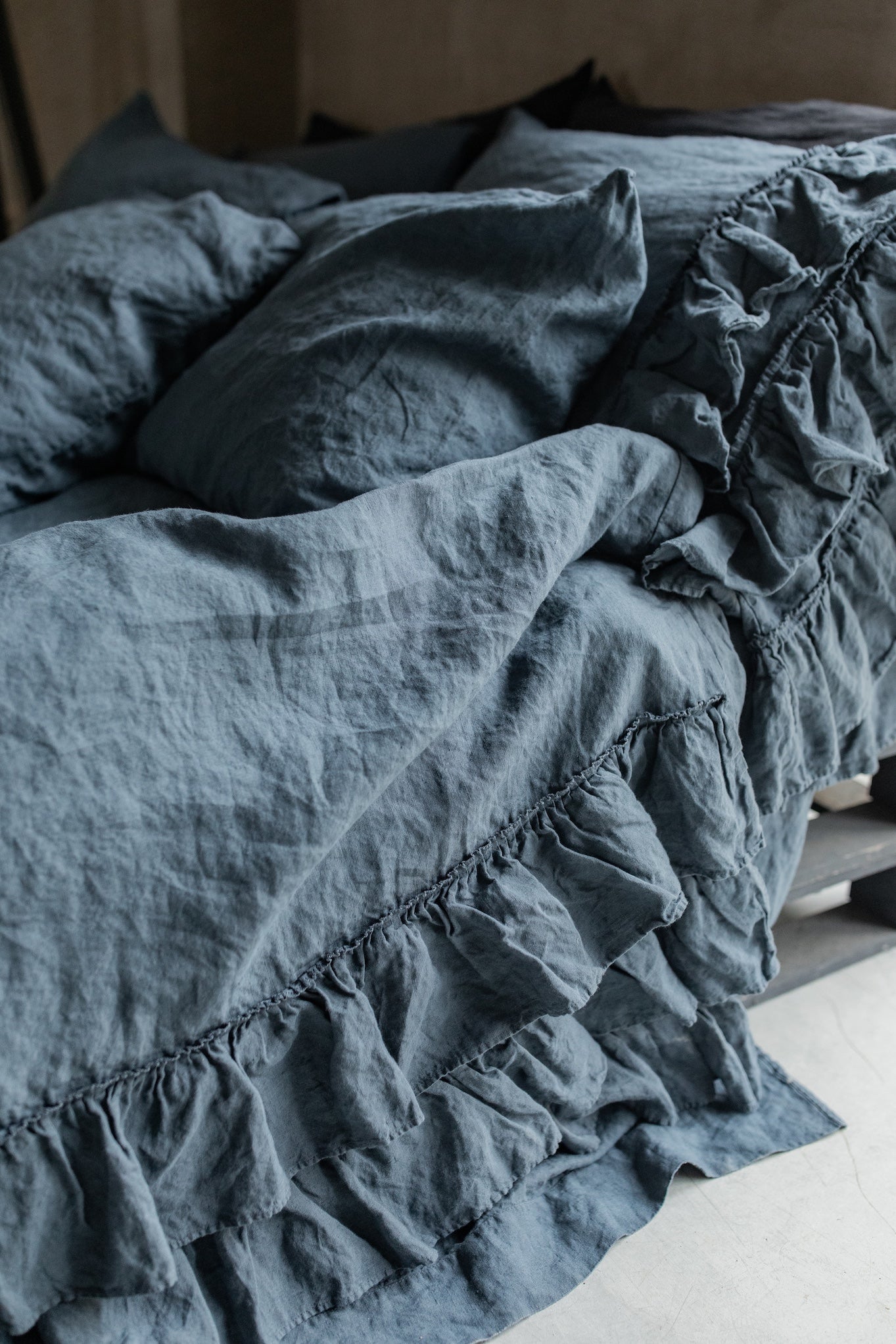 Tripple ruffled duvet cover set white - MOO Linen Shop