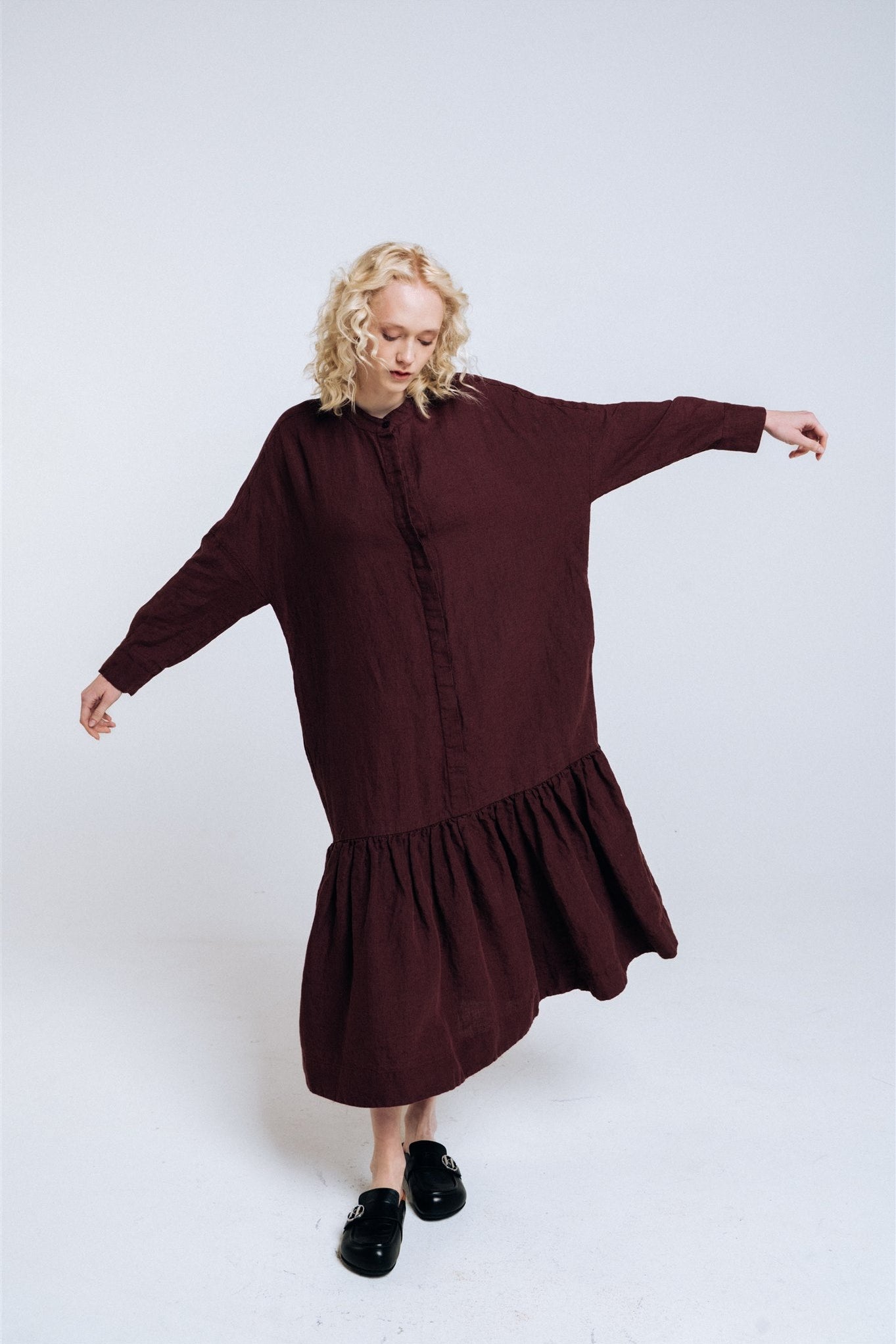 ZAIGA oversized linen dress ebony brown - MOO Linen Shop