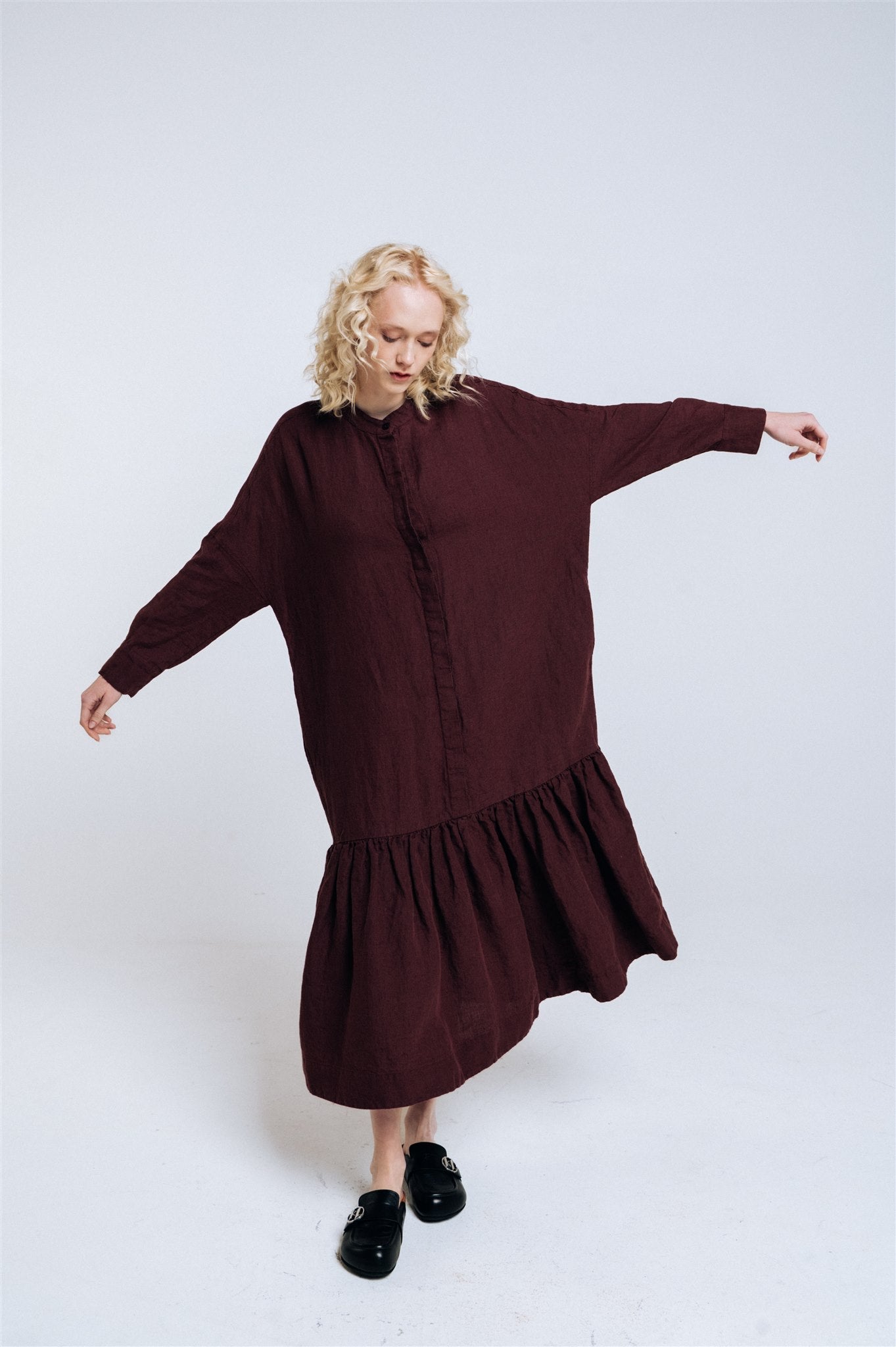 ZAIGA oversized linen dress ebony brown - MOO Linen Shop