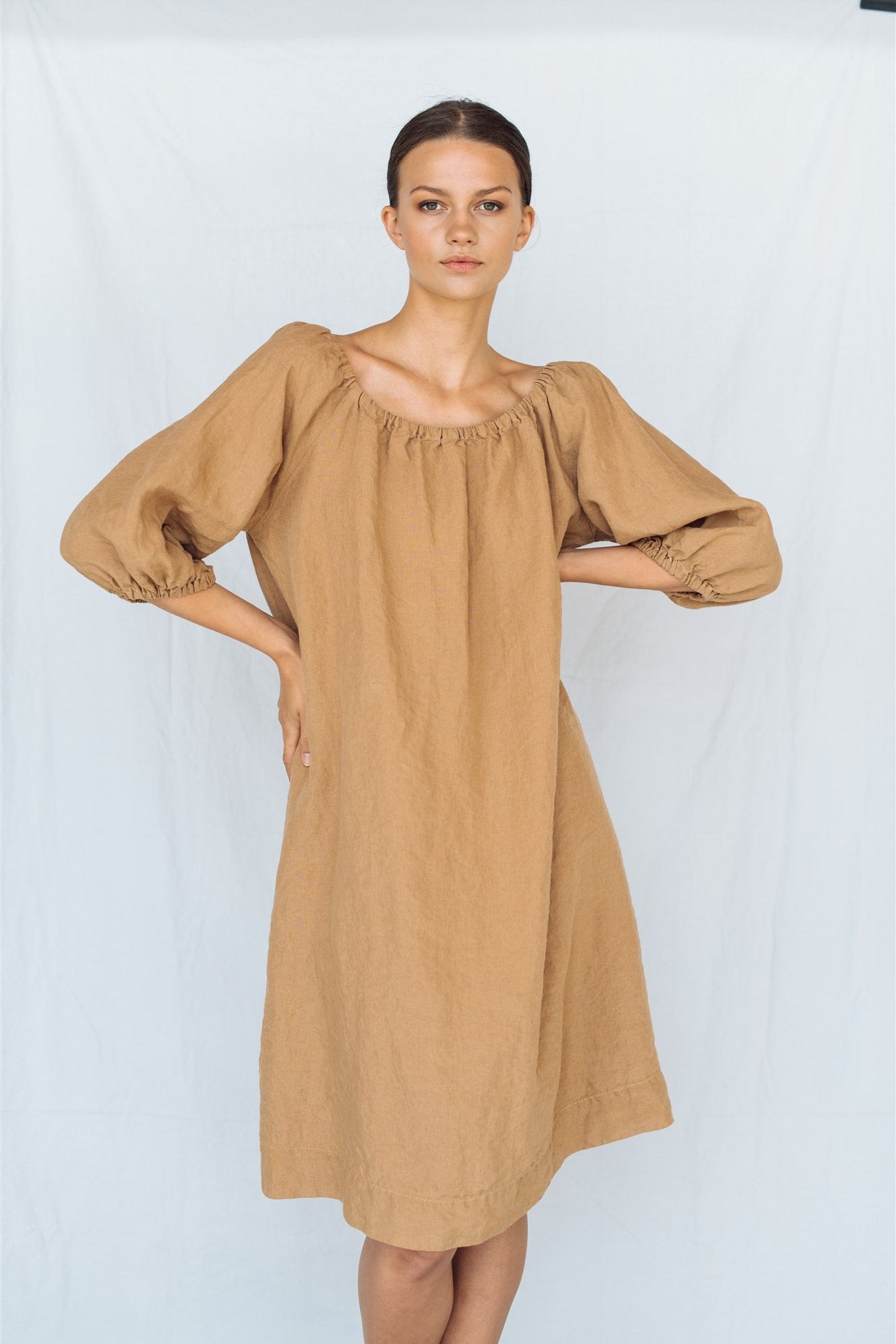 STELLAR off the shoulder dress camel - MOO Linen Shop
