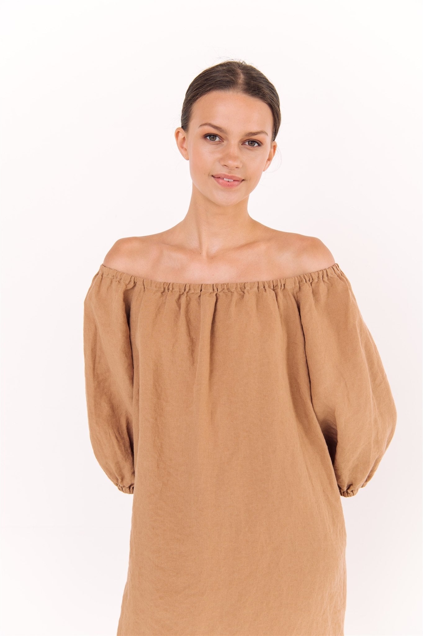 STELLAR off the shoulder dress camel - MOO Linen Shop